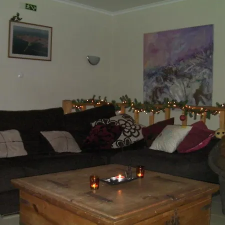 Peniche Surf Lodge 1-2