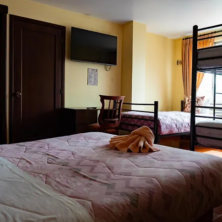 Hotel Casa Kolping Quito-3