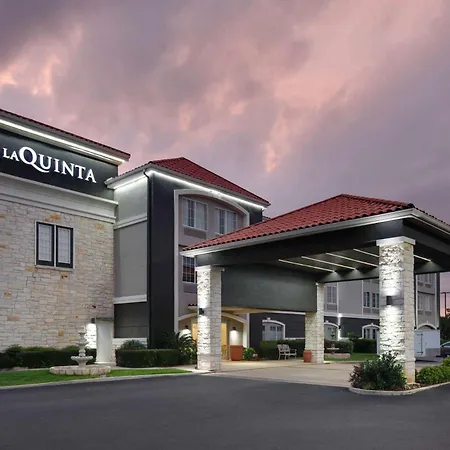 La Quinta By Wyndham Fredericksburg-3