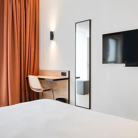 B&B HOTEL Luxembourg Centre Cloche d'Or-2