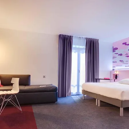 ibis Styles Nantes Centre Gare-2