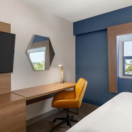 Holiday Inn Express Vancouver Airport-Richmond By Ihg-2