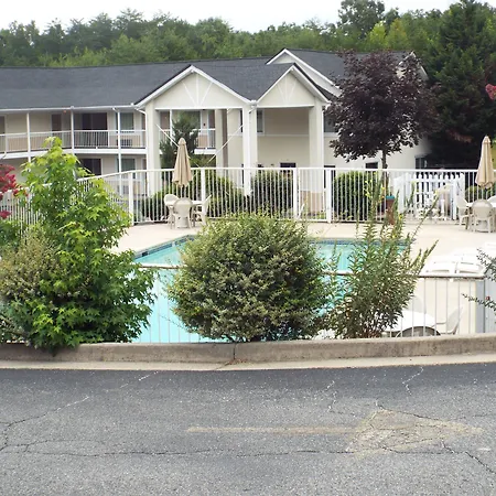 Days Inn By Wyndham Dahlonega University Area-3