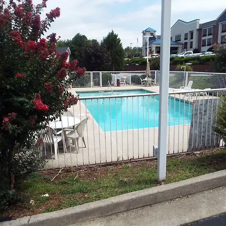 Days Inn By Wyndham Dahlonega University Area-2