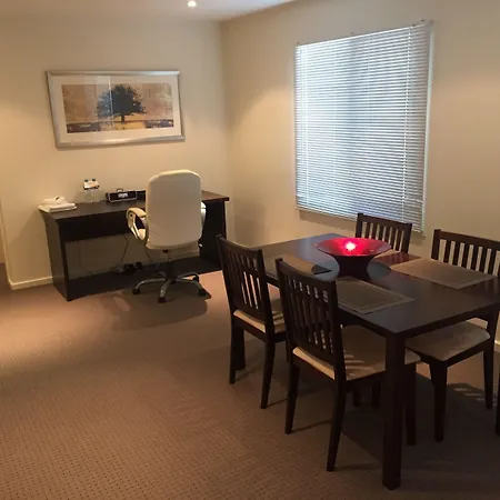 Beaumont Kew Apartments-3
