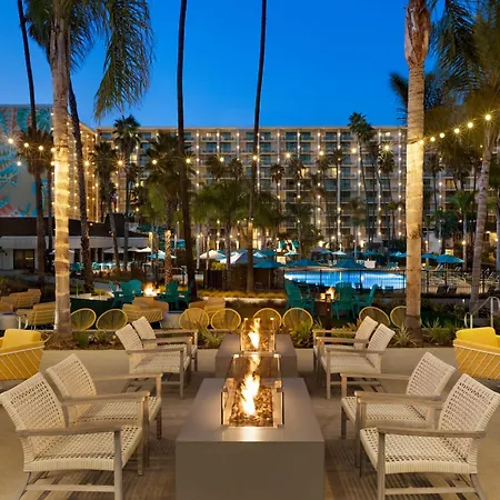 Town&Country San Diego-3