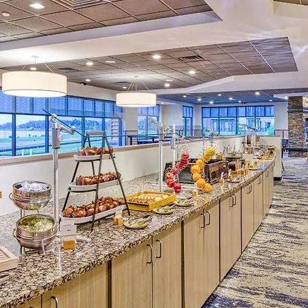 Doubletree By Hilton Port Huron-3
