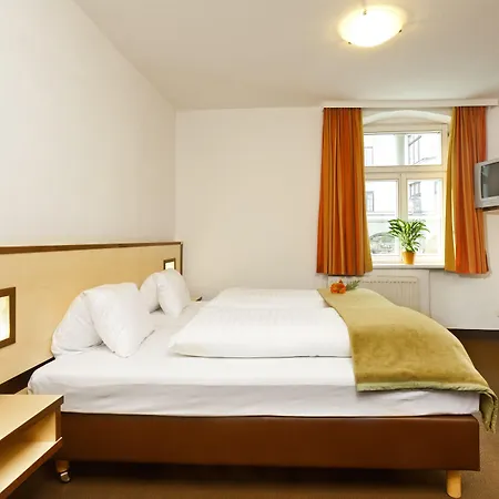 Hotel Goldene Krone Innsbruck-2