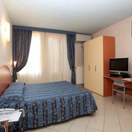 Hotel Centrale-3