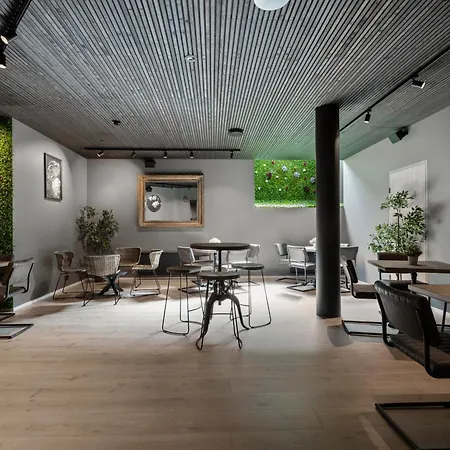 Hotel Ísland – Spa&Wellness Hotel-2