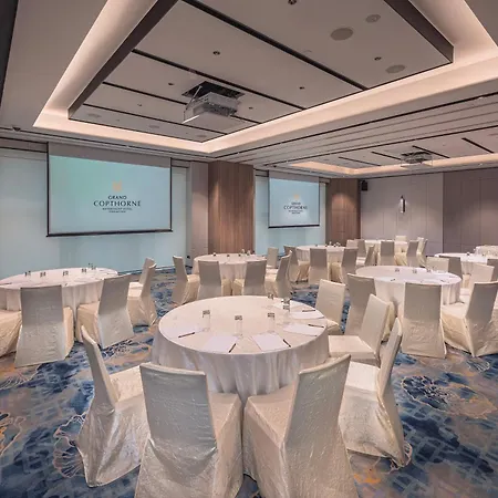 Grand Copthorne Waterfront Hotel Singapore-3