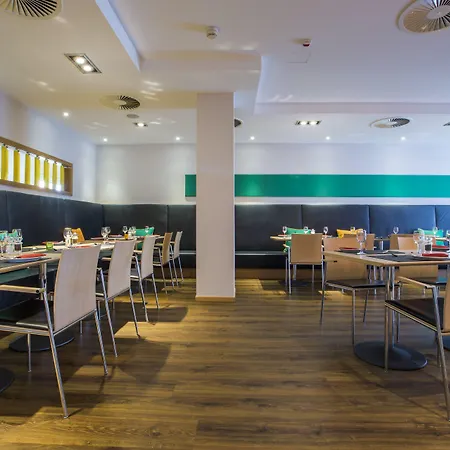 Park Inn By Radisson Nuernberg-2