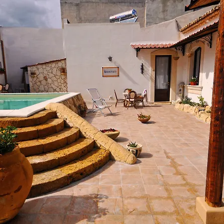 Morfeo Charming Rooms & Relax-2