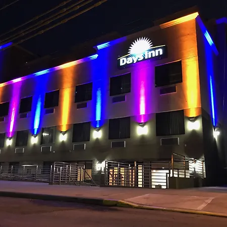 Days Inn By Wyndham Brooklyn Marine Park-3