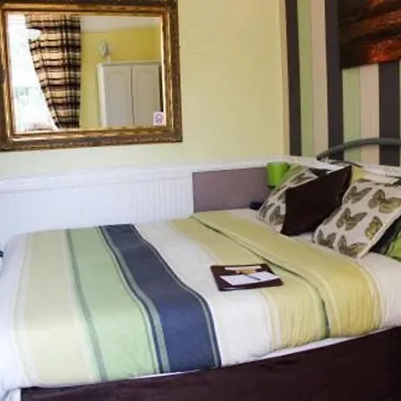 Malvern Guest House-2