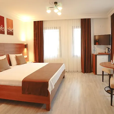 Class Hotel Bosphorus With Jacuzzi-3