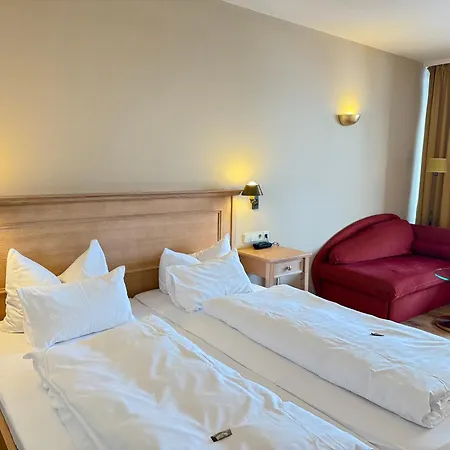 Hotel Restaurant zur Sonne St. Peter-3