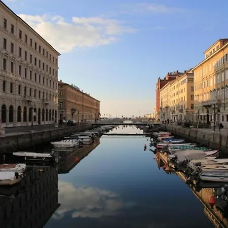 MyWay Trieste -Camera matrimoniale-3