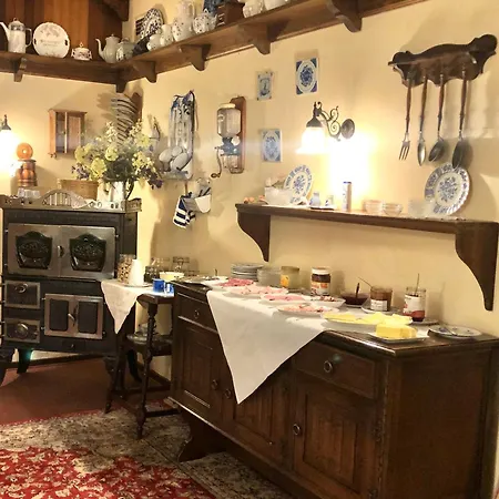 Alte Weinstuben Steinfelder Hof - B&B-2