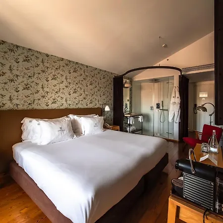 Lisboa Carmo Hotel-3