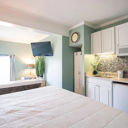 Palm Suites Trademark Collection By Wyndham-2