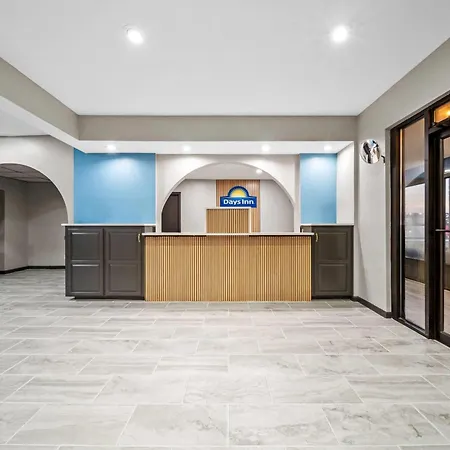 Days Inn By Wyndham Troy-2