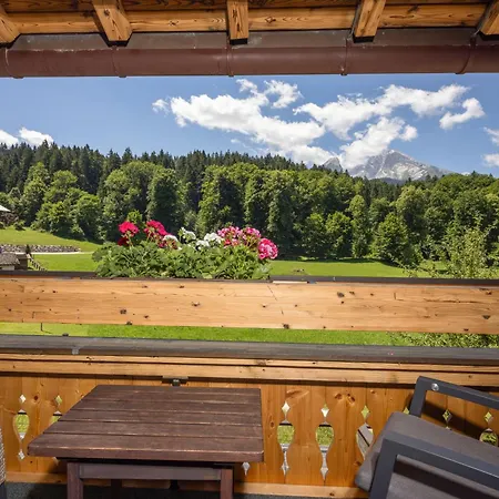 Alm-&Wellnesshotel Alpenhof-2