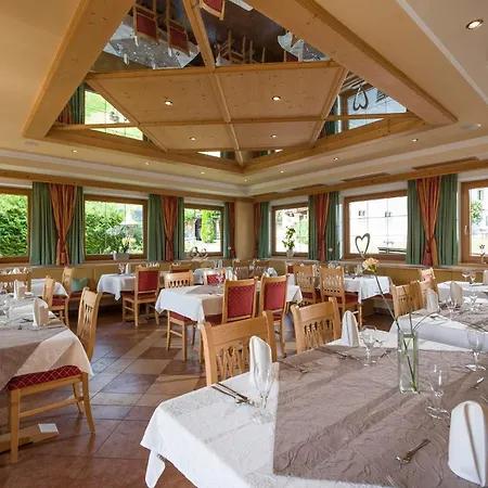 Hotel Pension*** Wiesenhof-3