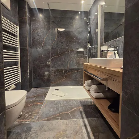 Alpenhotel Laurin-2