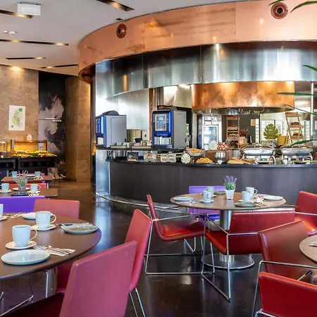 Novotel Barcelona City-2