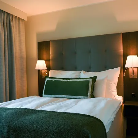 Clarion Hotel Post-2