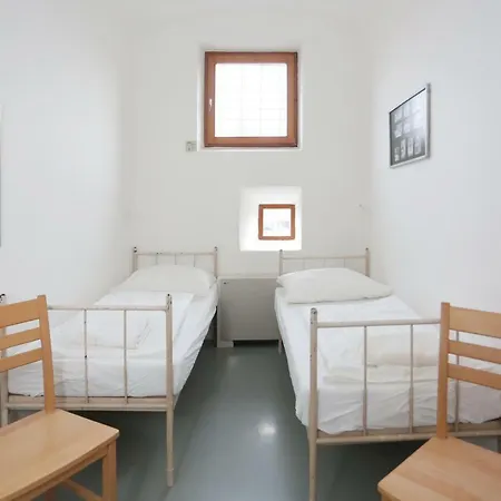 Hostel Celica-3