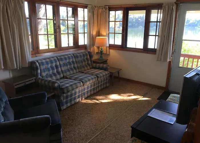 Rainbow'S End Resort Camp
