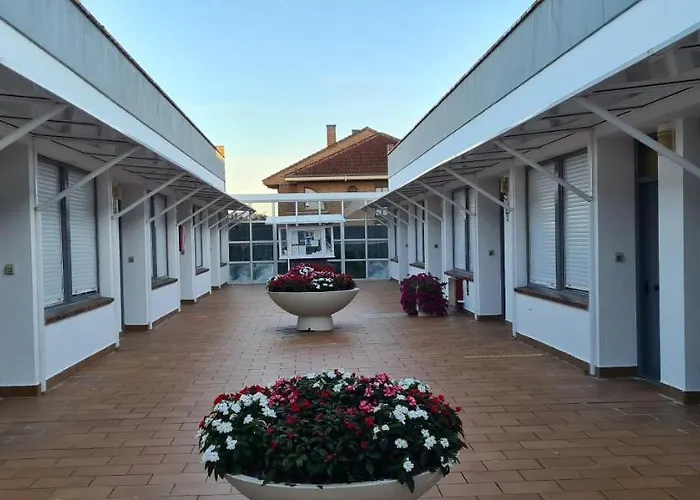 Apartamentos Elena