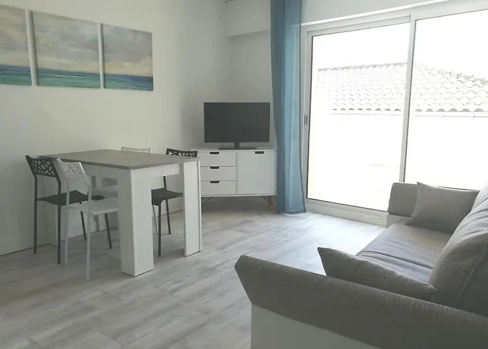 Appartement 4 couchages, 100 mètres de la mer !