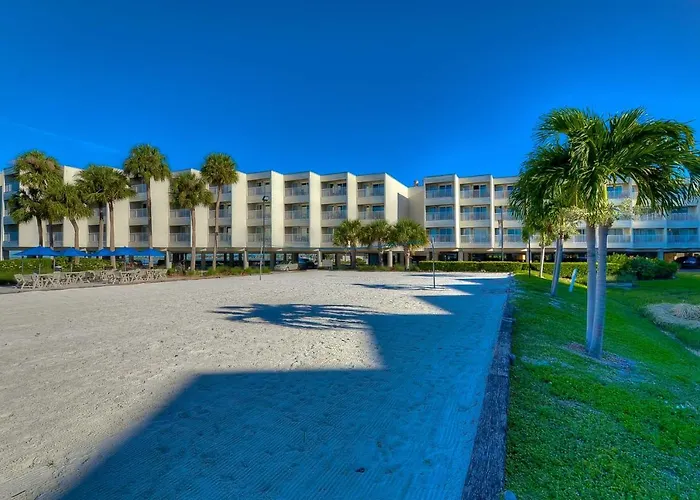 441-Waterfront, Amazing Views, Wifi, Pool And Close To Bucs Stadium