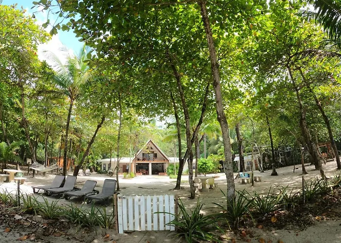 Casa Cecilia Beach Front