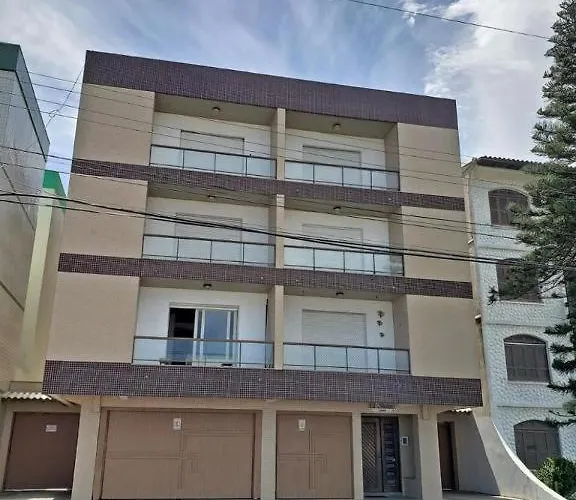 Ap 304 - Beira mar - pés na areia