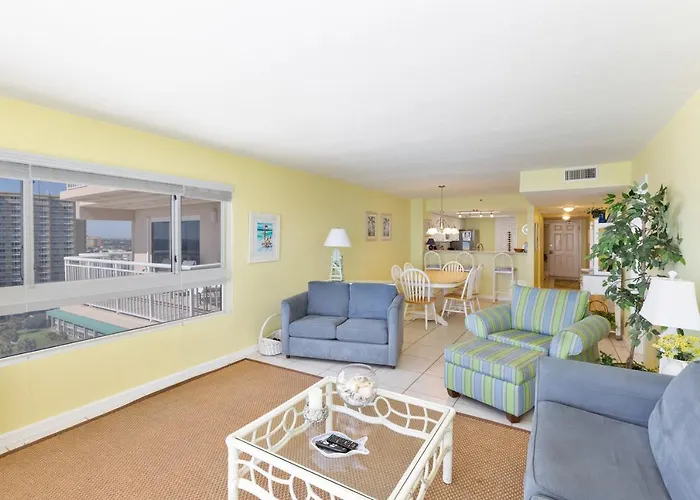 Destin Towers - Available Aug 22-29 Oct 3-10 & Oct 24-31