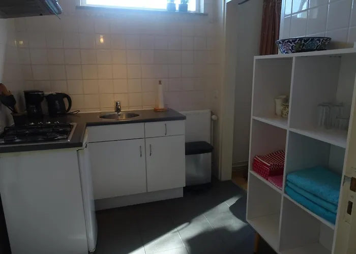 Studio met woonslaapkamer,keuken en badkamer Dreefje 5