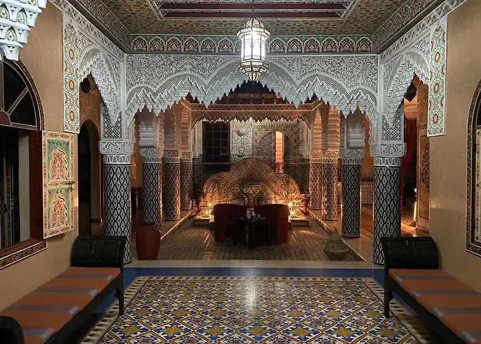 Equi Palace & Spa Near Aeroport