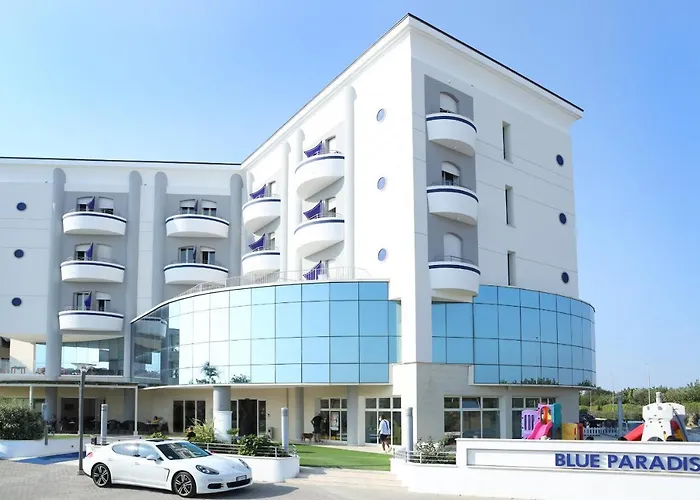 Blue Paradise Hotel