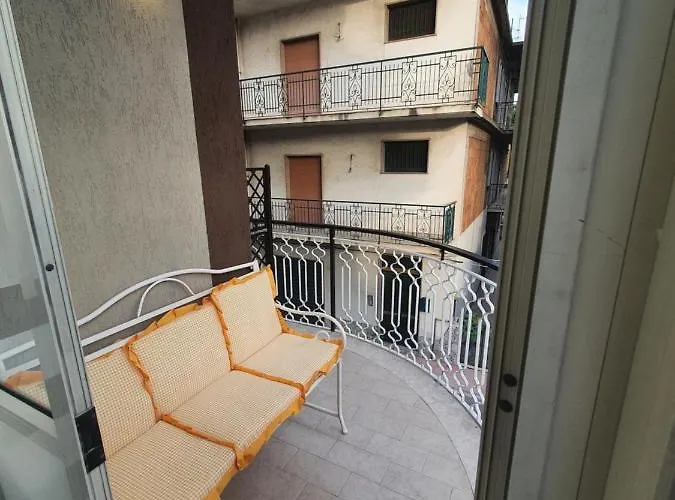 Risea Rooms