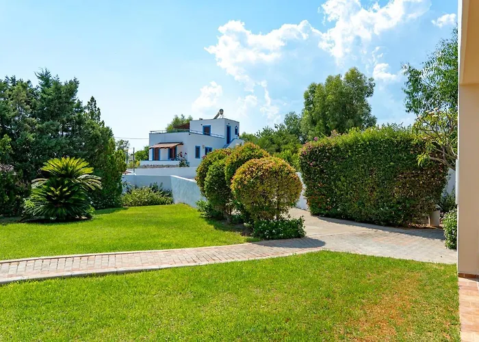Angela Studios Pefkos