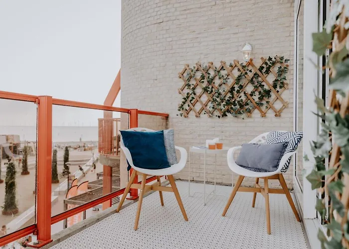 Stijlvol appartement op strand Makkum