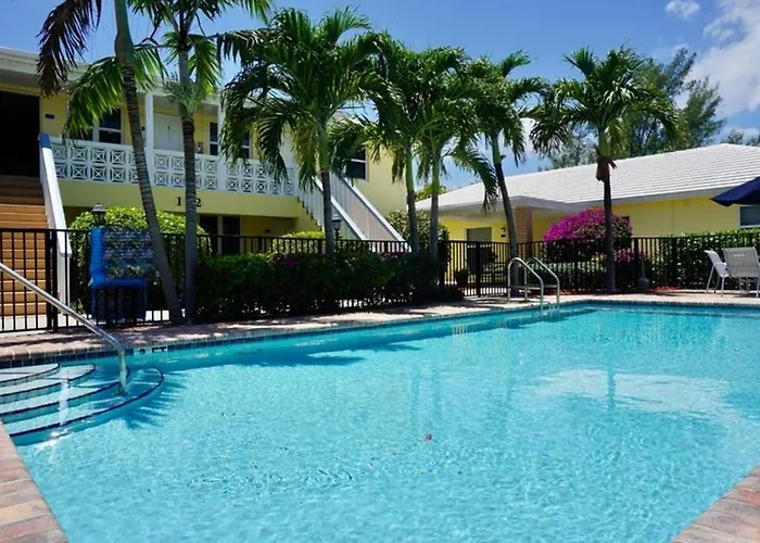 The Beach House At Seascape Steps From The Beach, Marina And Shops!