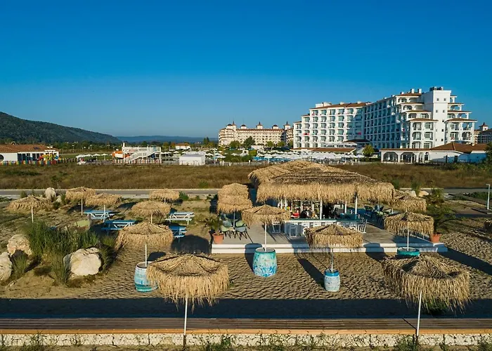 Sunrise Blue Magic Resort