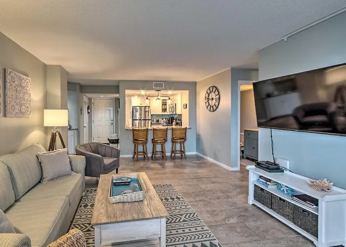 Colorful Beachfront Condo W/ Resort Amenities