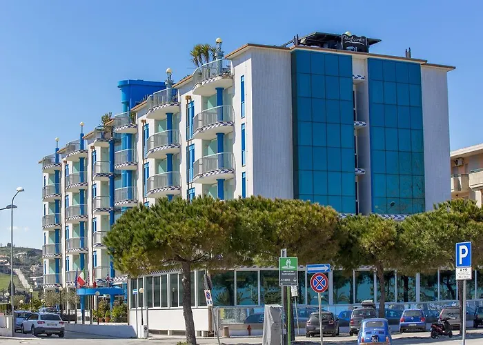 Hotel Ambassador