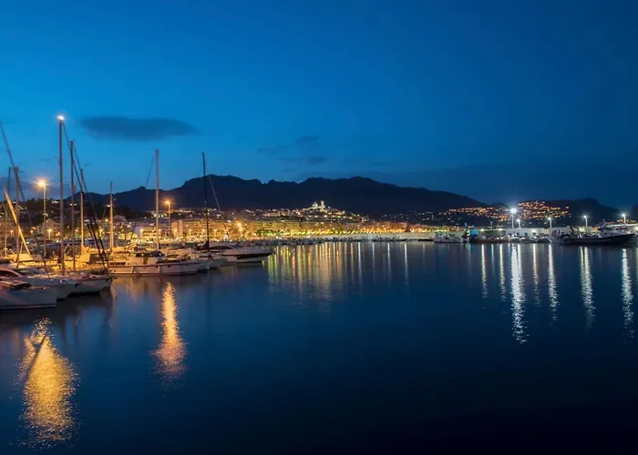 Apartamento De Diseno En Casco Antiguo Altea